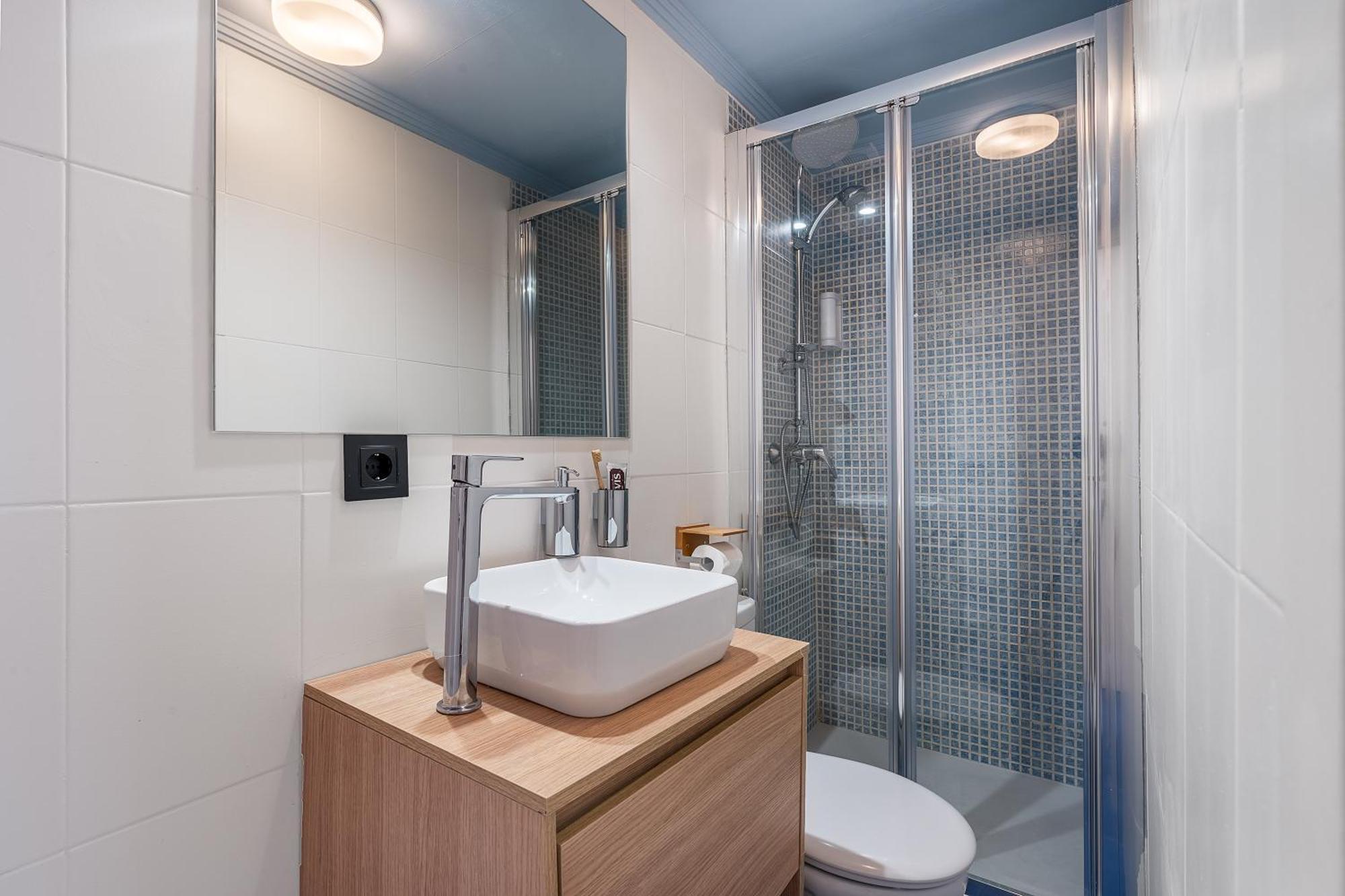 Granada Suites By Olala Homes ภายนอก รูปภาพ