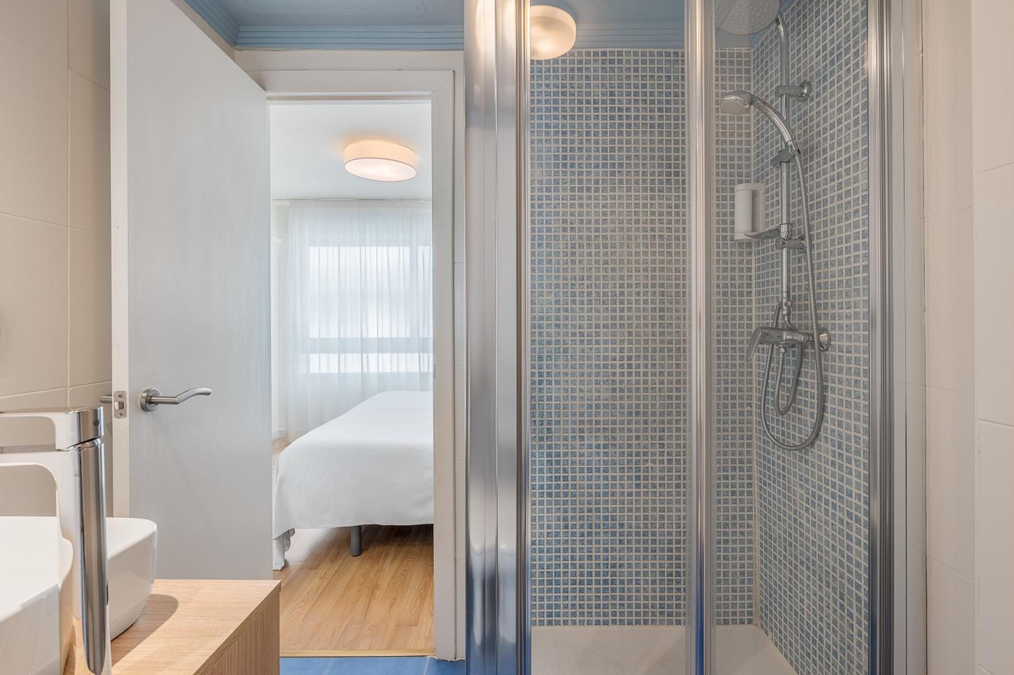 Granada Suites By Olala Homes ภายนอก รูปภาพ
