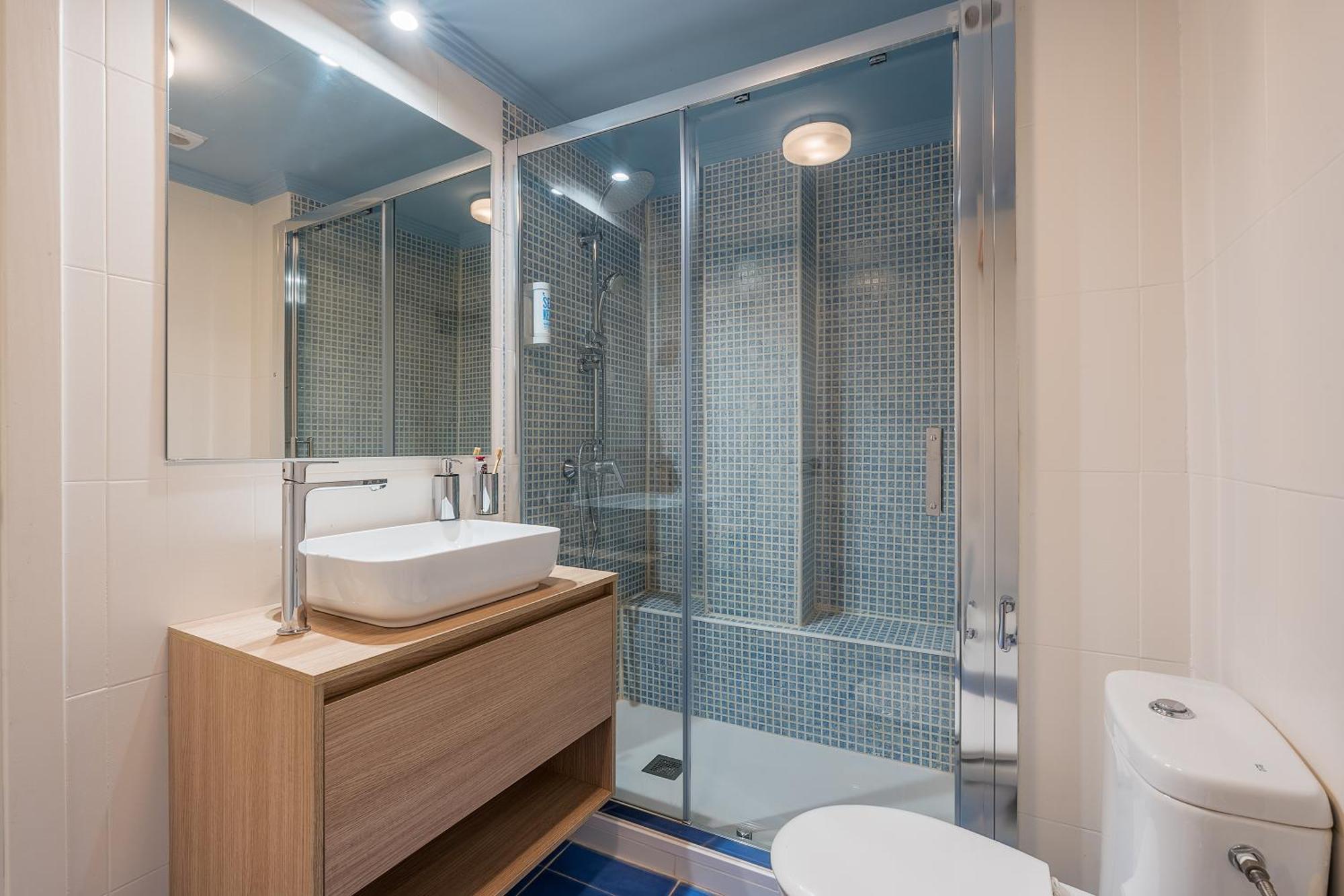 Granada Suites By Olala Homes ภายนอก รูปภาพ